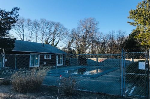 253 Main St, Dennis MA 02638-1949 exterior