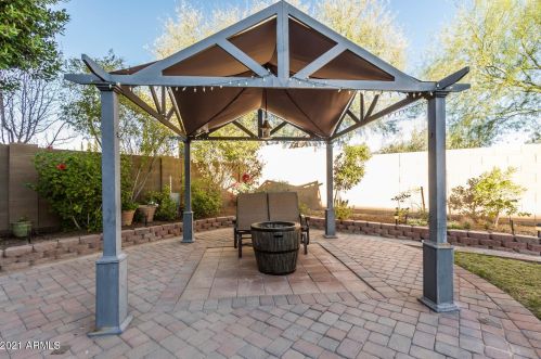 25303 51 Dr, Phoenix AZ 85031-3902 exterior