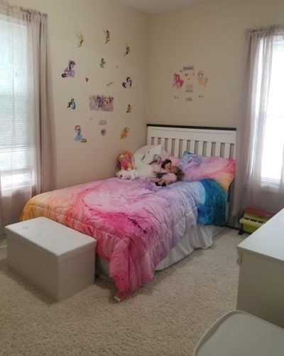 49 Pleasant St, Montgomery MA 01085-3736 exterior