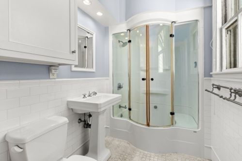 57 Grove Hill Ave, Newton MA 02460-2335 exterior