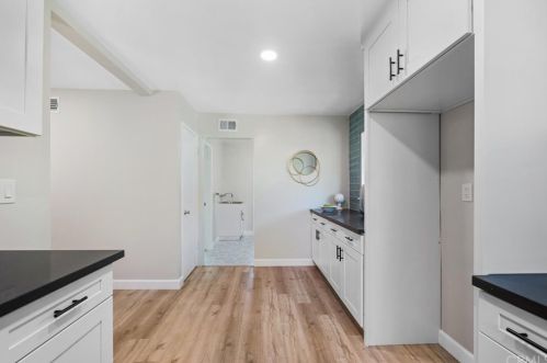 15541 Woodcrest Dr, Whittier CA  90604-3238 exterior