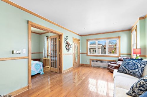 52 Eugene Pl, Belleville NJ  07109-1025 exterior