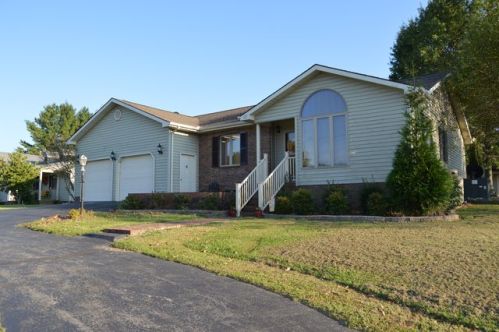 121 Oak Hill Dr, Marion KY  42064-1870 exterior