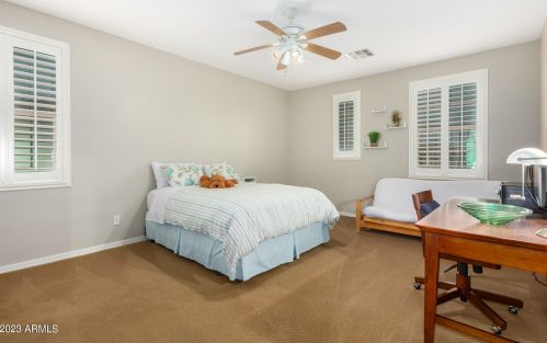 25311 51 Dr, Phoenix AZ 85035-1901 exterior