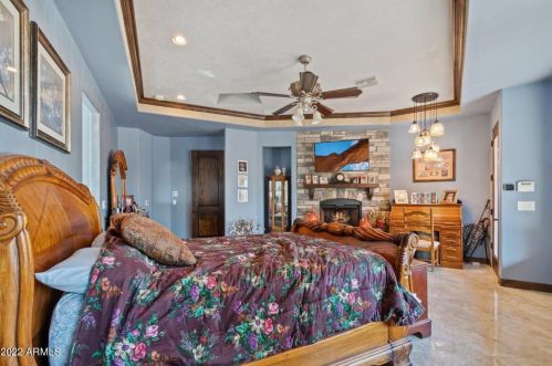 33807 4 Dr, Phoenix AZ 85045-0464 exterior