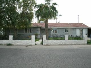 5631 Meadowbrook Ave, Phoenix AZ  85031-1638 exterior