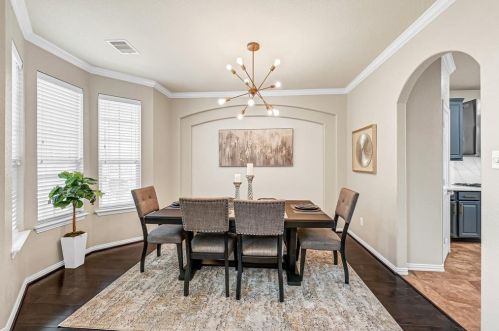 6023 Carnaby Ln, Richmond TX  77471-4582 exterior