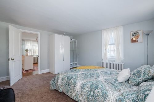 251 Sandwich St, Plymouth MA 02360-2132 exterior