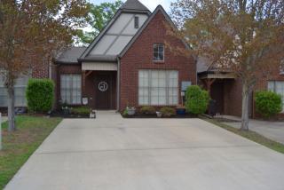 2452 Ridgemont Dr, Birmingham AL  35244-1251 exterior