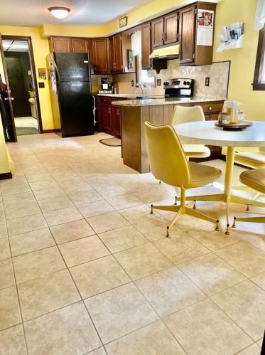 21 Coal Kiln Rd, Princeton MA 01541-1503 exterior