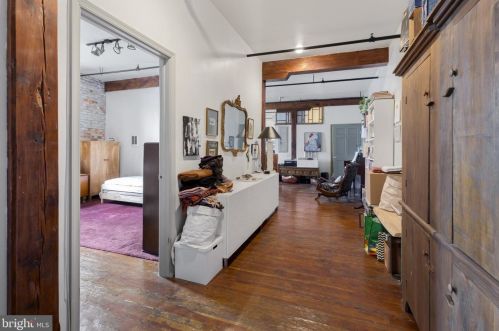 1719 5th St, Philadelphia, PA 19148-1848