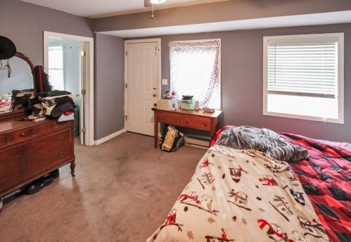 17 Pelham St, Methuen MA 01844-2017 exterior