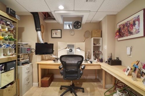 61 Village Ave, Dedham MA 02026-4209 exterior