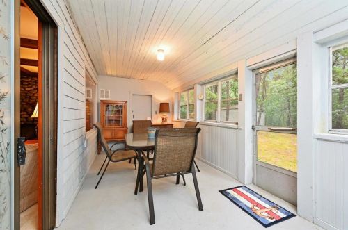 46 Bow Rd, Eastham MA 02642-1877 exterior