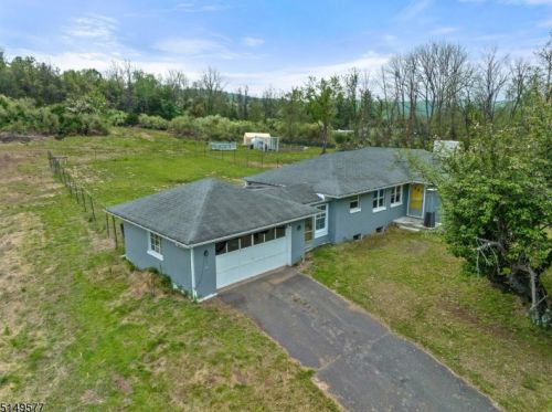 326 Riegelsville Rd, Milford, NJ 08848-1892