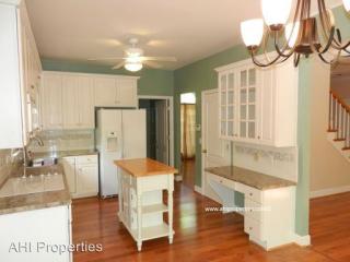 608 Camden Rdg, Birmingham AL  35226-1994 exterior