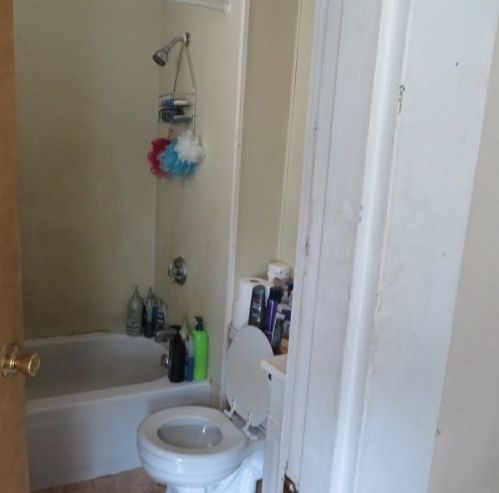 488 Summer St, New Bedford MA 02740-5626 exterior