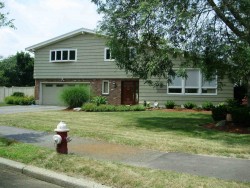100 Peregrine Rd, Newton, MA 02459-3441