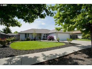 1058 Maloney Dr, Mcminnville OR  97128-2249 exterior