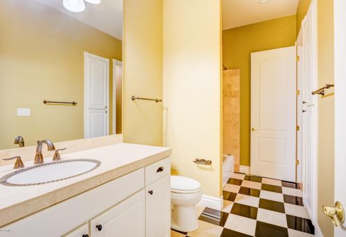 8116 3rd Ave, Phoenix AZ 85086-7203 exterior