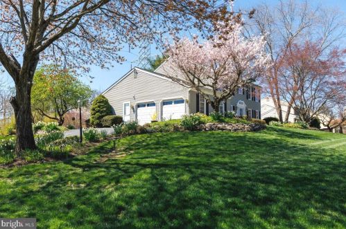 33 Winthrop Rd, Trenton NJ 08648-1557 exterior