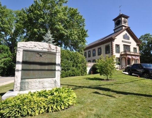 30 Concord Rd, Acton MA 01720-4603 exterior