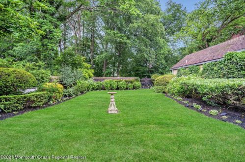 310 Cooper Rd, Tinton Falls NJ 07701-6010 exterior