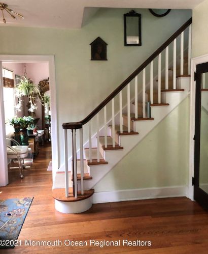 19 Deal Lake Point Rd, Tinton Falls NJ  07712-4601 exterior