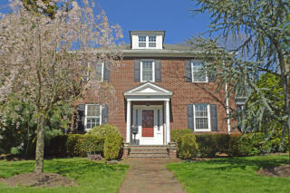 428 Branch Ave, Little Silver NJ  07739-1141 exterior