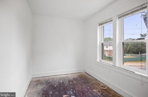 1943 Cooper St, West Deptford NJ 08096-3810 exterior