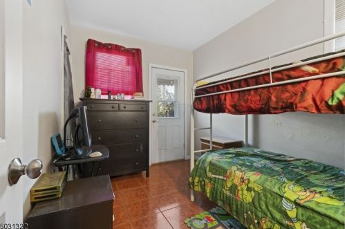 18 Mount Pleasant Ave, Belleville NJ  07109-2021 exterior