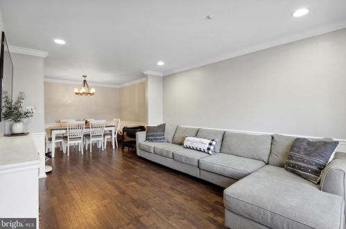 1504 Beacon Hill Dr, Erial NJ  08081-1168 exterior