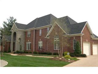 2626 Alia Cir, Louisville, KY 40222-3413