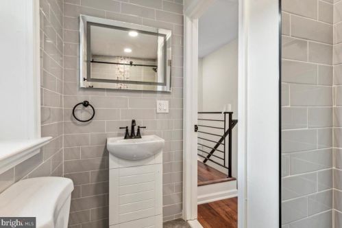 2255 Bouvier St, Philadelphia PA 19132-3815 exterior