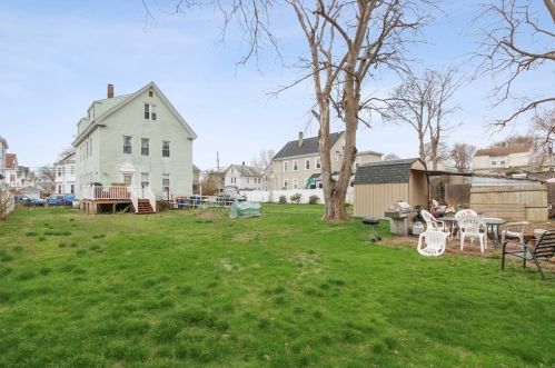 123 Locust St, New Bedford MA 02740-4506 exterior