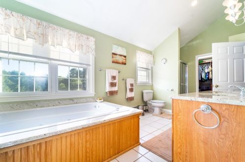 30 Frst Hl Dr, Taunton MA 02780-5146 exterior