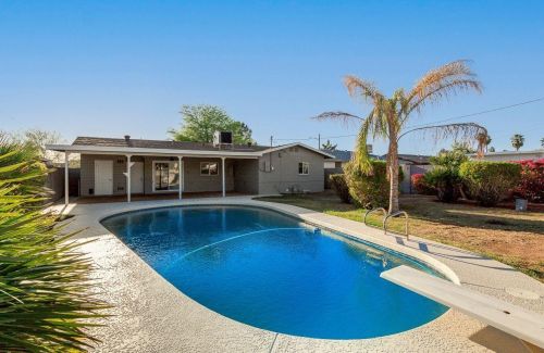 2217 28th Pl, Phoenix AZ  85008-2809 exterior