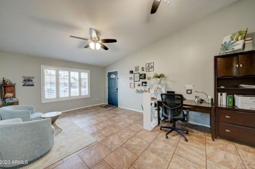 3003 Anderson Dr, Phoenix AZ 85032-2020 exterior