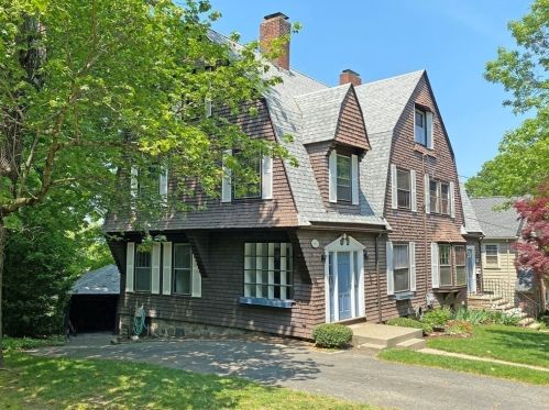 117 Mount Vernon St, Newton MA 02465-2559 exterior