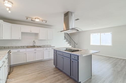 6002 44th St, Phoenix AZ 85032-4202 exterior