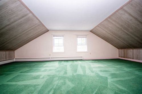 95 Chestnut St, New Bedford MA 02740-5254 exterior