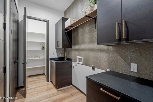 3120 Coolidge St, Phoenix AZ  85016-5033 exterior