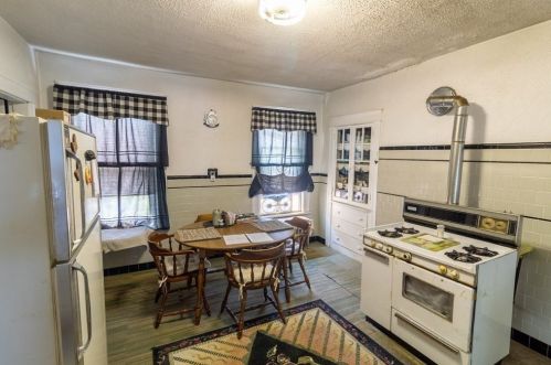 75 Loxwood St, Worcester MA 01604-4520 exterior