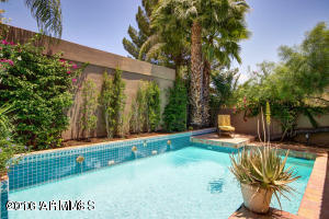 2509 Denton Ln, Phoenix AZ  85016-3604 exterior