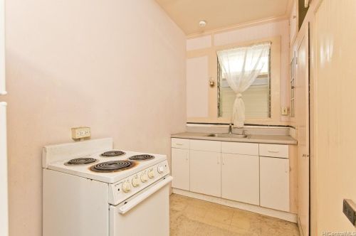 1525 Piikoi St, Honolulu HI 96822-4079 exterior