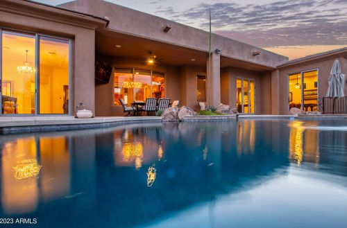 22843 54th St, Phoenix AZ  85054-7199 exterior