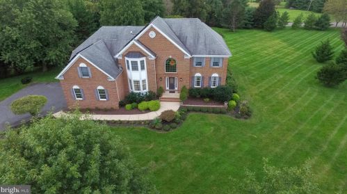 8 Landview Ln, Columbus NJ 08022-2260 exterior