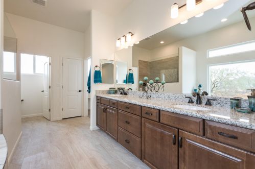 40532 3rd Ave, Phoenix AZ 85086-7203 exterior