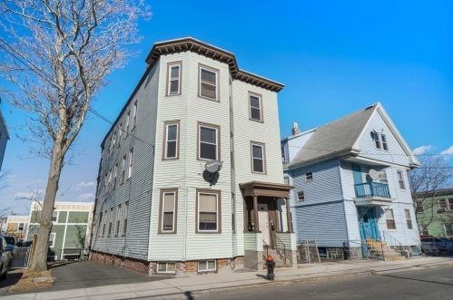 50 Library St, Chelsea MA 02150-2908 exterior