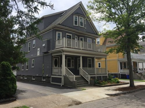 29 Cleveland St, Arlington MA 02474-6915 exterior